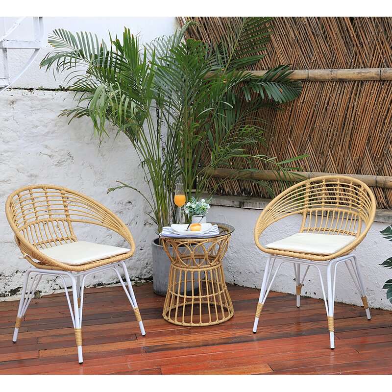 Outdoor Furnitures